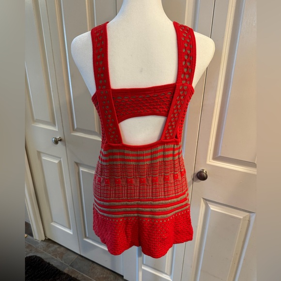 EUC… waffle knit red and nude sweater top. No tags but never worn. - Picture 2 of 5